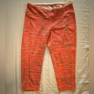 Reebok capri length work out pants